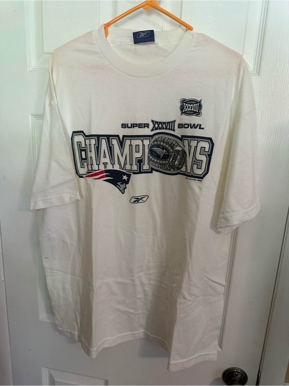 Reebok White Navy Red Patriots Super Bowl Champions Tee
